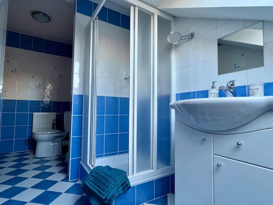 Appartamento Apartmán s terasou u lázeňské kolonády Poděbrady Esterno foto
